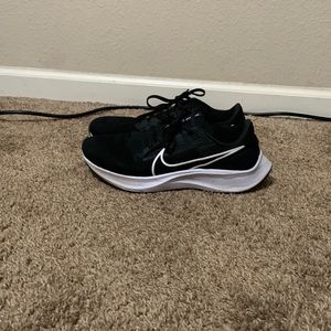 Nike air zoom Pegasus 38.